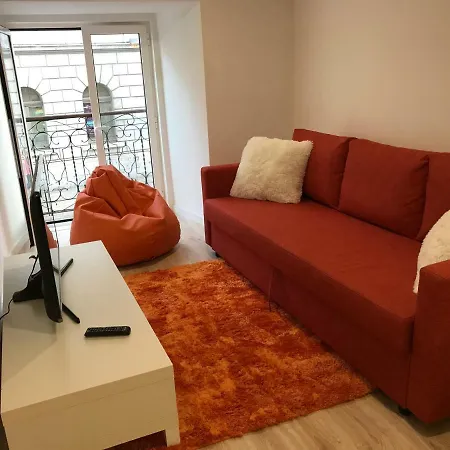 Safary House *