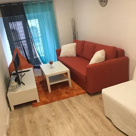 Апартаменти Safary House