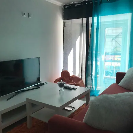 Safary House Апартаменти *